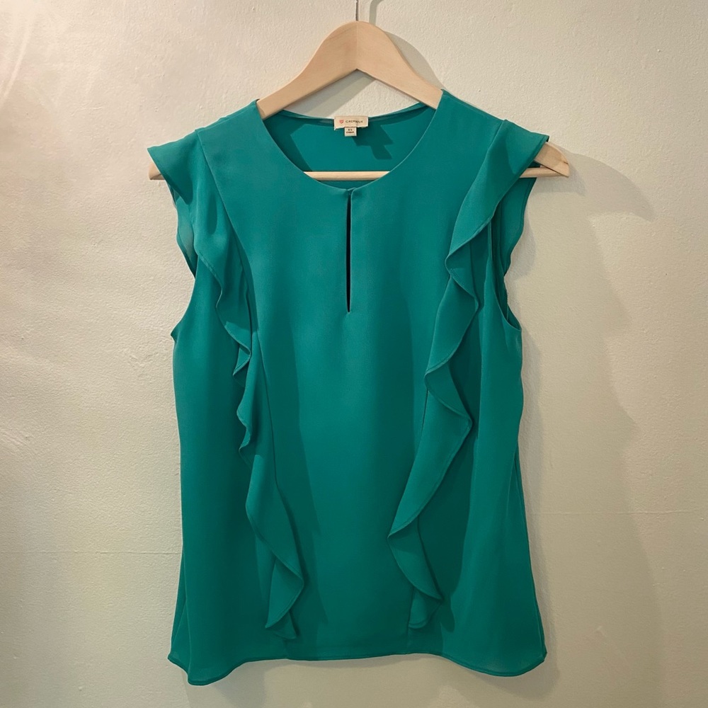 COPY - CREMIEUX Sleeveless Flutter Green Blouse XS